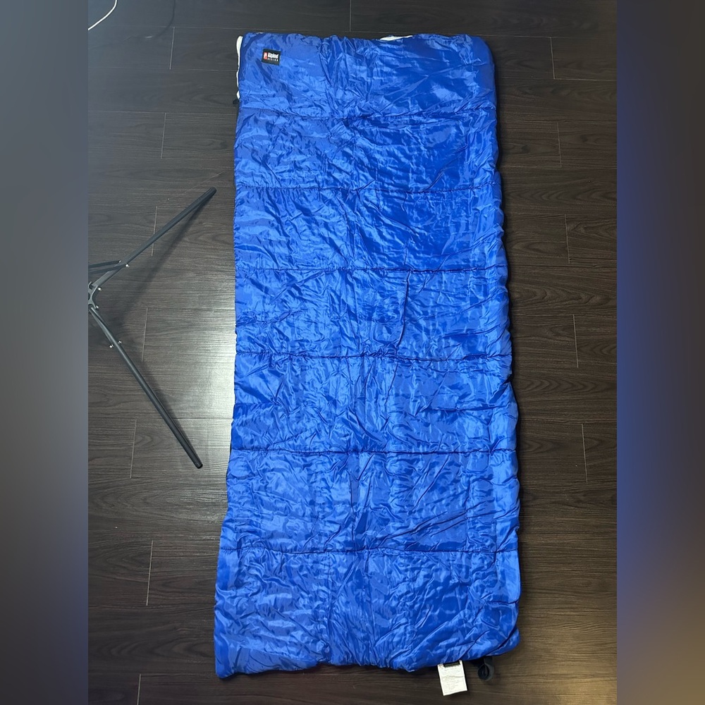#2681 Alpine Design HiCon Loft Insulated Sleeping Bag 33x75